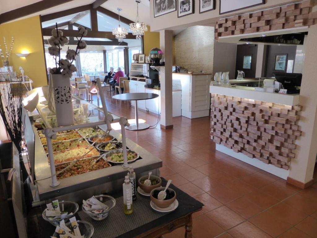 & Restaurant Heliotel