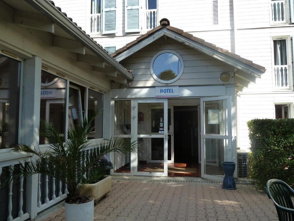 & Restaurant Heliotel 2*